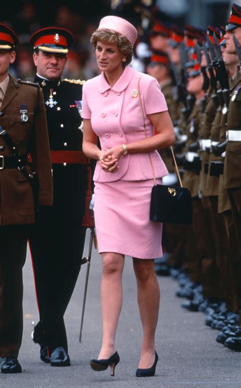 knit dress jackie kennedy1960s pink chanel suit pattern|jackie's pink Chanel.